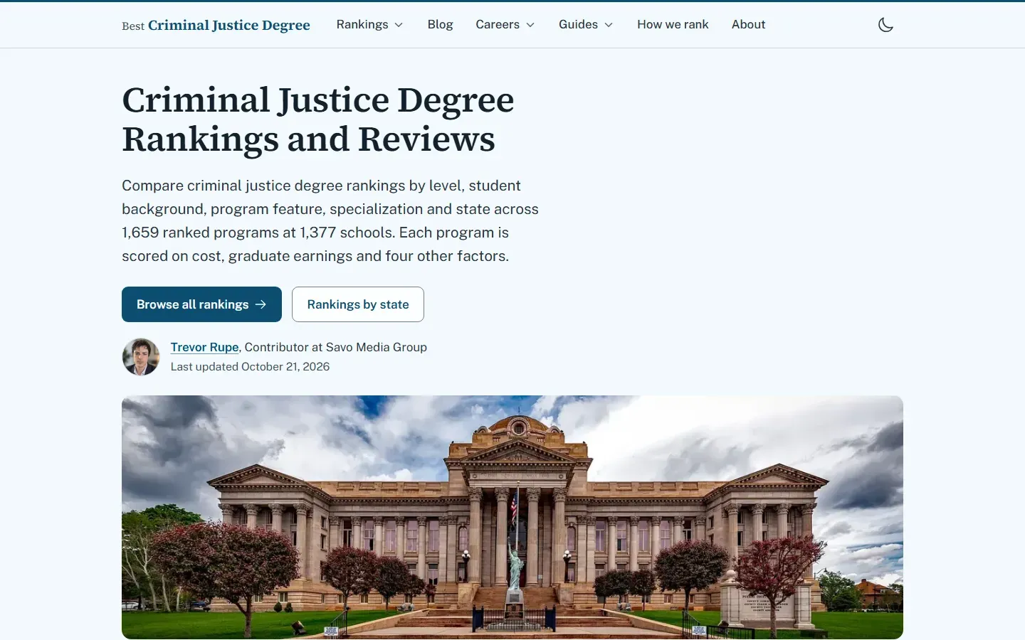 BestCriminalJusticeDegree.com homepage with the headline Criminal Justice Degree Rankings and Reviews, a summary of 1,659 ranked programs at 1,377 schools, two ranking buttons, and a courthouse photo